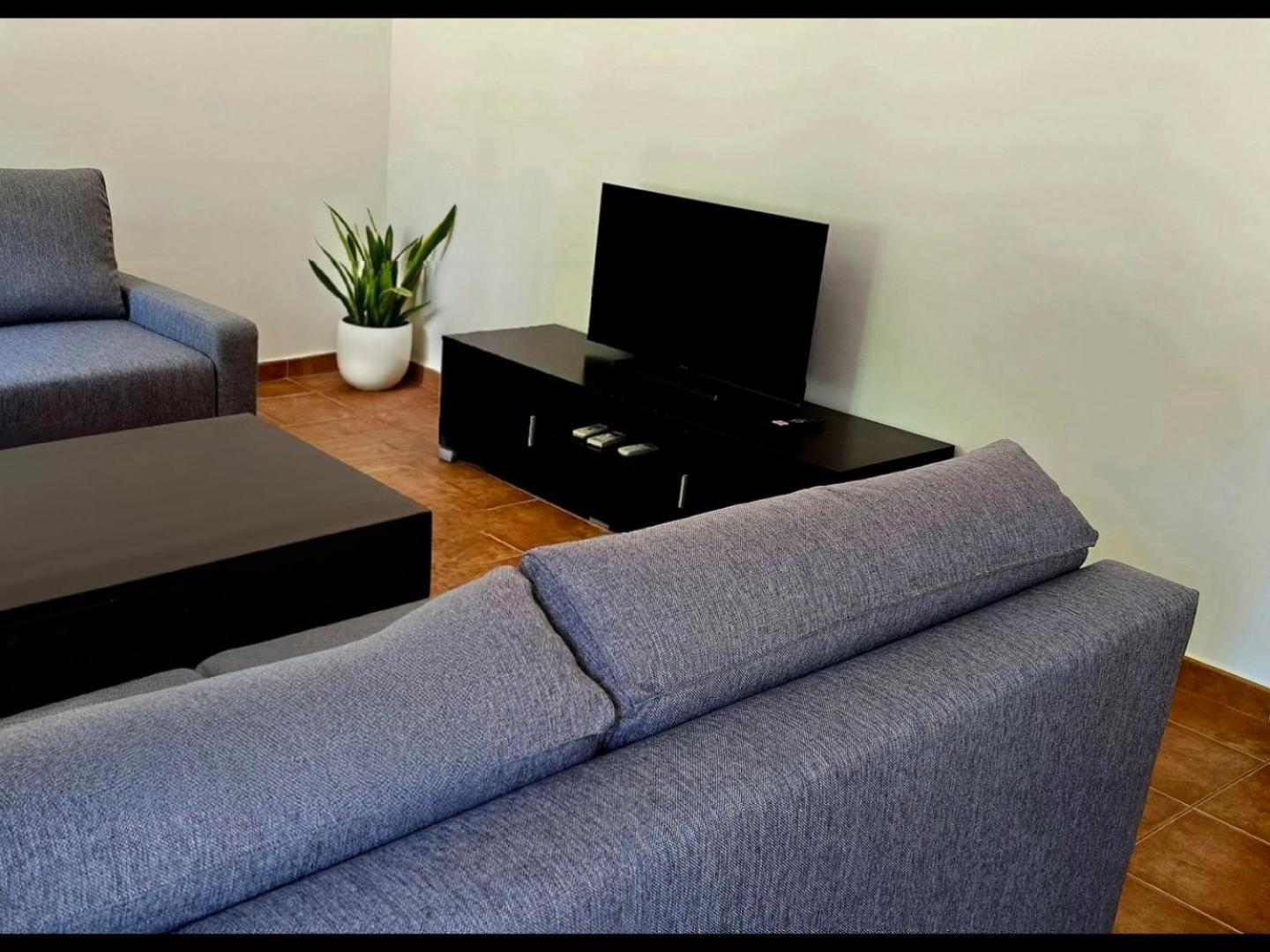 Apartamentos,Puerta De Bisagra-Parking Gratis Толедо Экстерьер фото