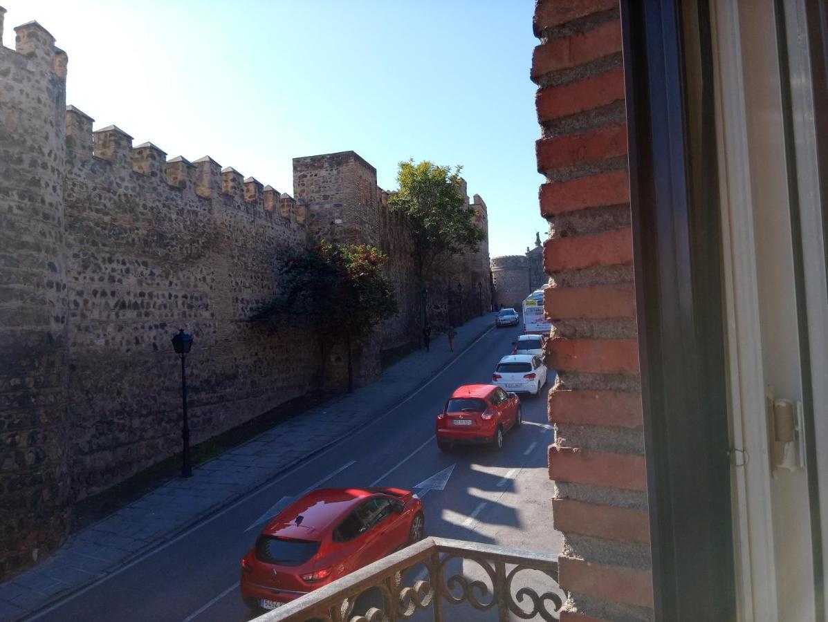 Apartamentos,Puerta De Bisagra-Parking Gratis Толедо Экстерьер фото